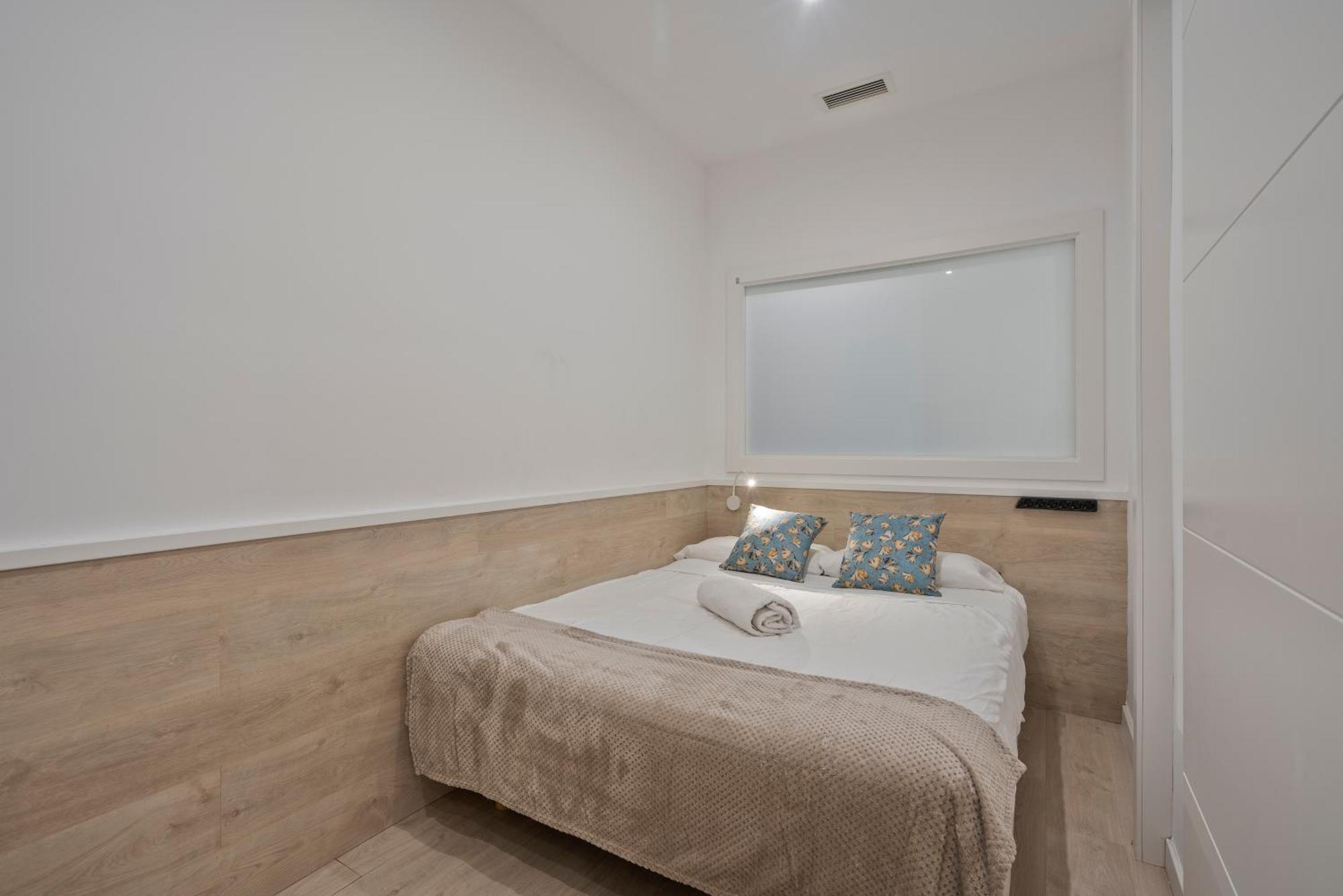 Bcnstop Sant Pau Suites Barcellona Esterno foto