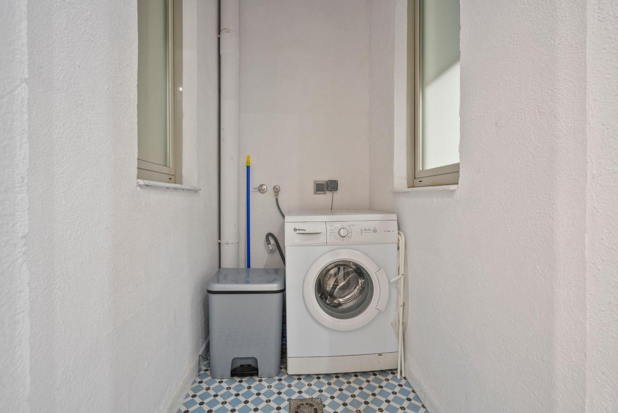 Bcnstop Sant Pau Suites Barcellona Esterno foto